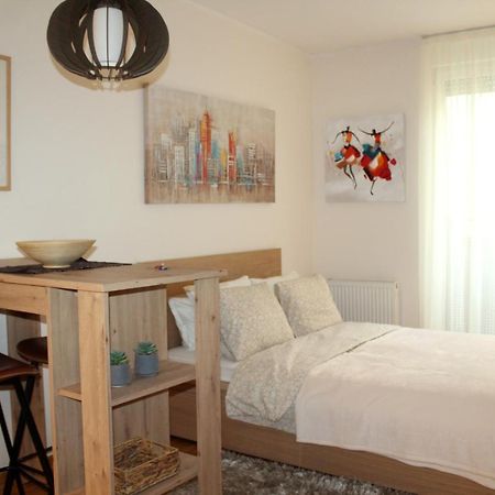 Downtown Apartment Novi Sad Exterior photo
