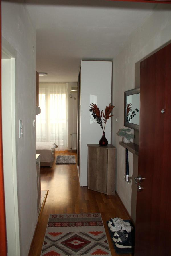 Downtown Apartment Novi Sad Exterior photo